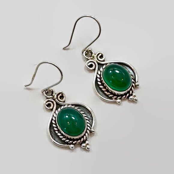 Jewelry - Green Onyx Earrings, Sterling Silver, Pierced, Dangle Earrings, Green Stone